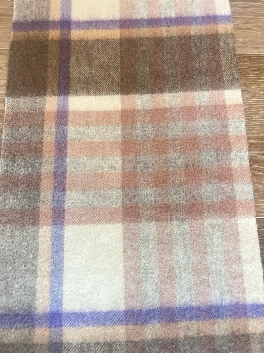 NEW Edinburgh 100% Lambswool Chequer Tartan Scarf Beige Rose Lavender Fringe